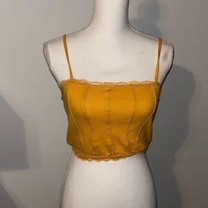 Women’s yellow cropped top size small never worn!